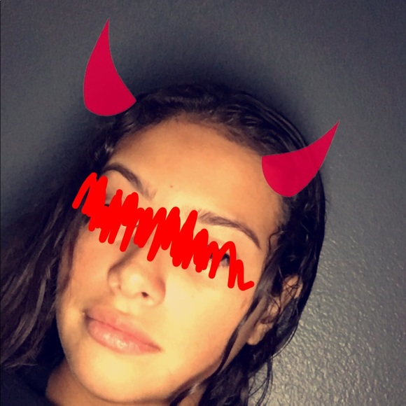 ayeyoitssella